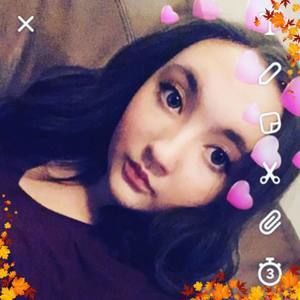 Meet your Posher, Avery